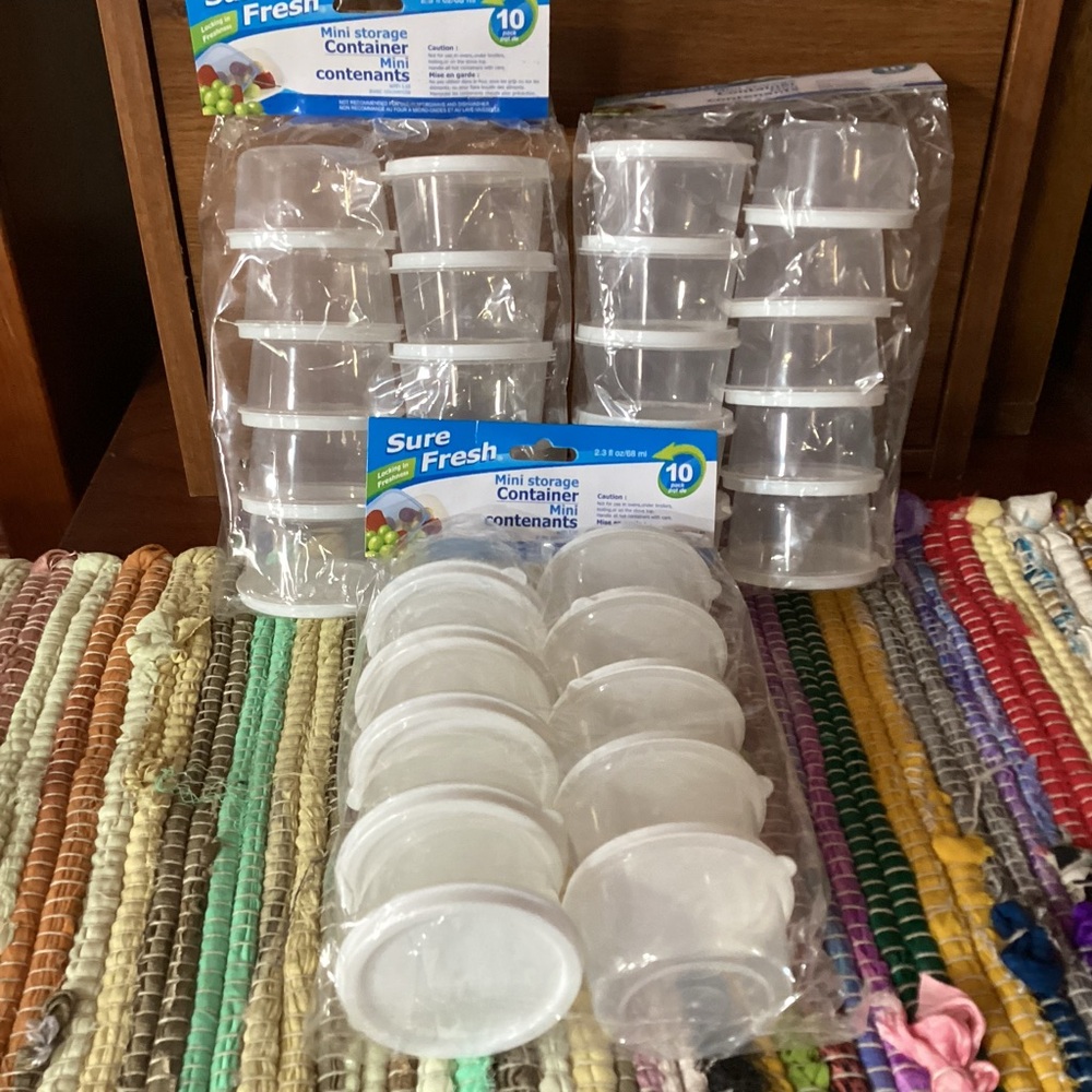 New lot of 3 Sure Fresh sets of 10 small round plastic lids containers total 30